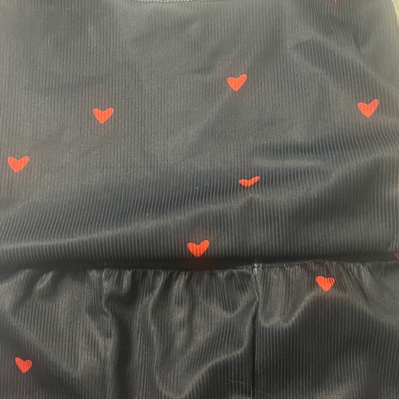 Red Heart Pattern PJ set - Picture 2 of 6